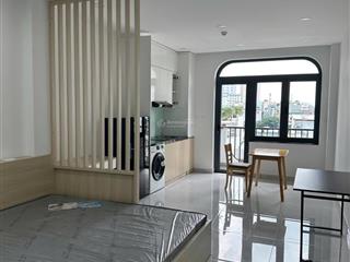 Cho thuê studio ban công trung tâm quận 7
