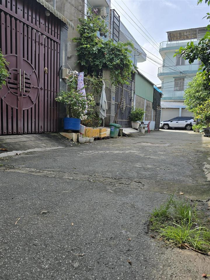 Bán đất võ văn hát 3.590 dt 70m2. hxh full thổ.sổ sẵn.