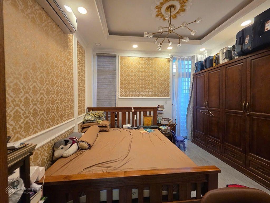 Bán nhà 2 tầng đường xe hơi 6m giá 3.85 tỷ