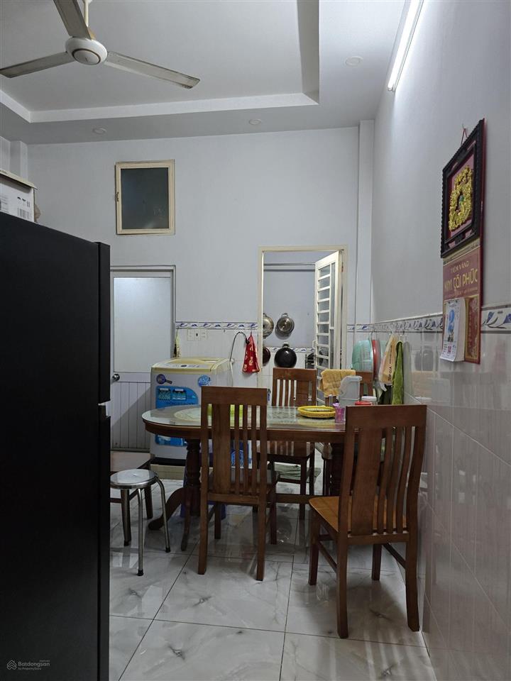 Bán nhà đường nguyễn duy trinh, 2 tầng 3pn dt 65m2 hxh, giá 4.2 tỷ