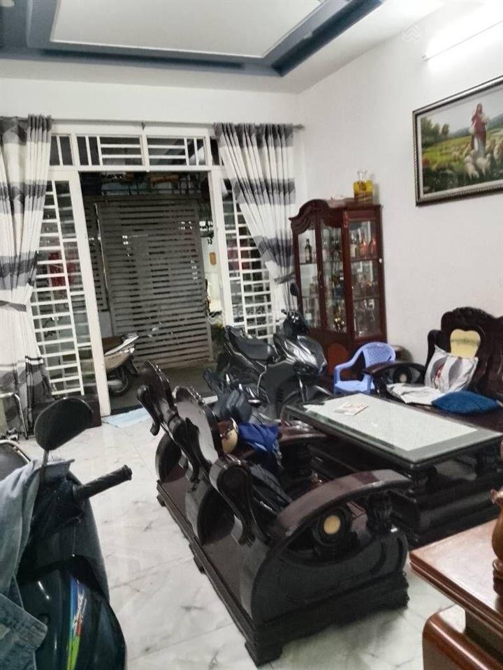 Bán nhà đường nguyễn duy trinh, 2 tầng 3pn dt 65m2 hxh, giá 4.2 tỷ