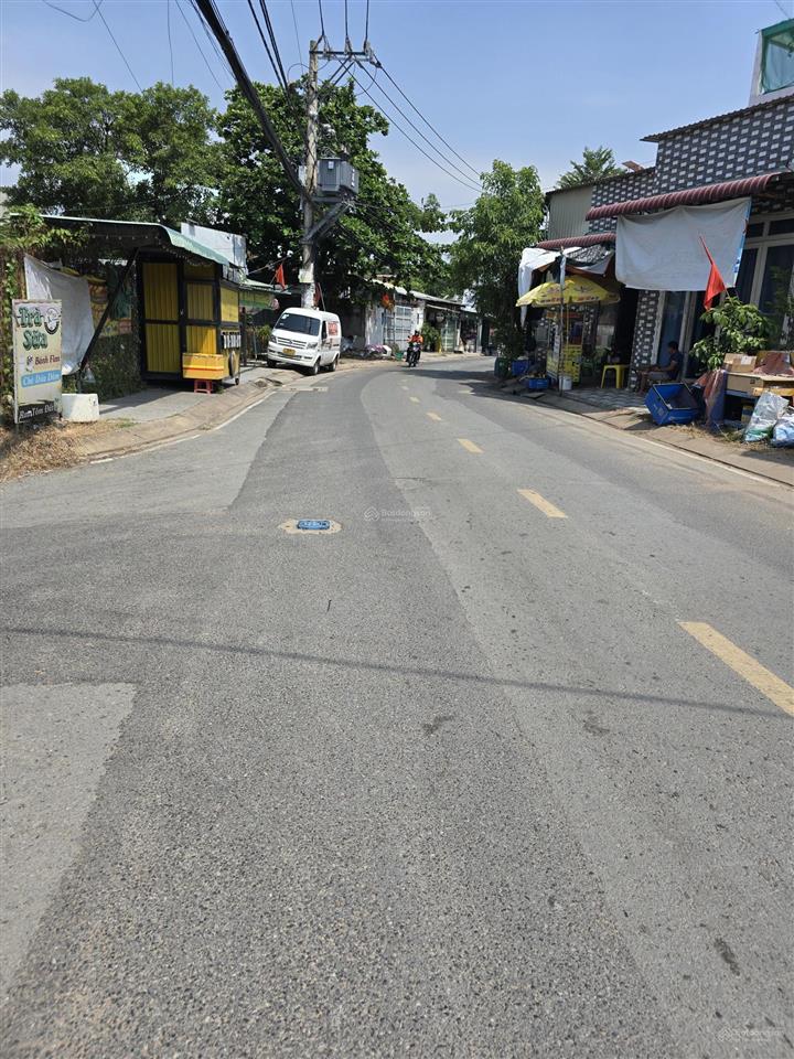 Bán đất võ văn hát 68m2 thổ ngang 4.2m. giá 3.850 tỷ.