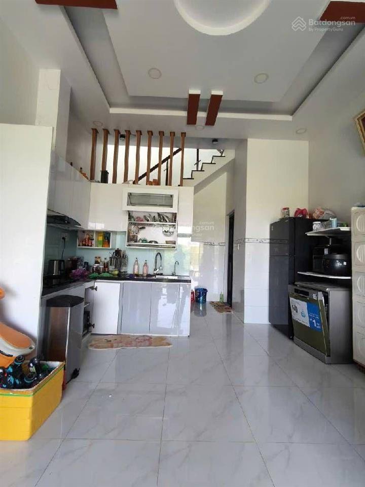 Bán nhà đường 8 lò lu 50m2 2 tầng giá 3.3 tỷ