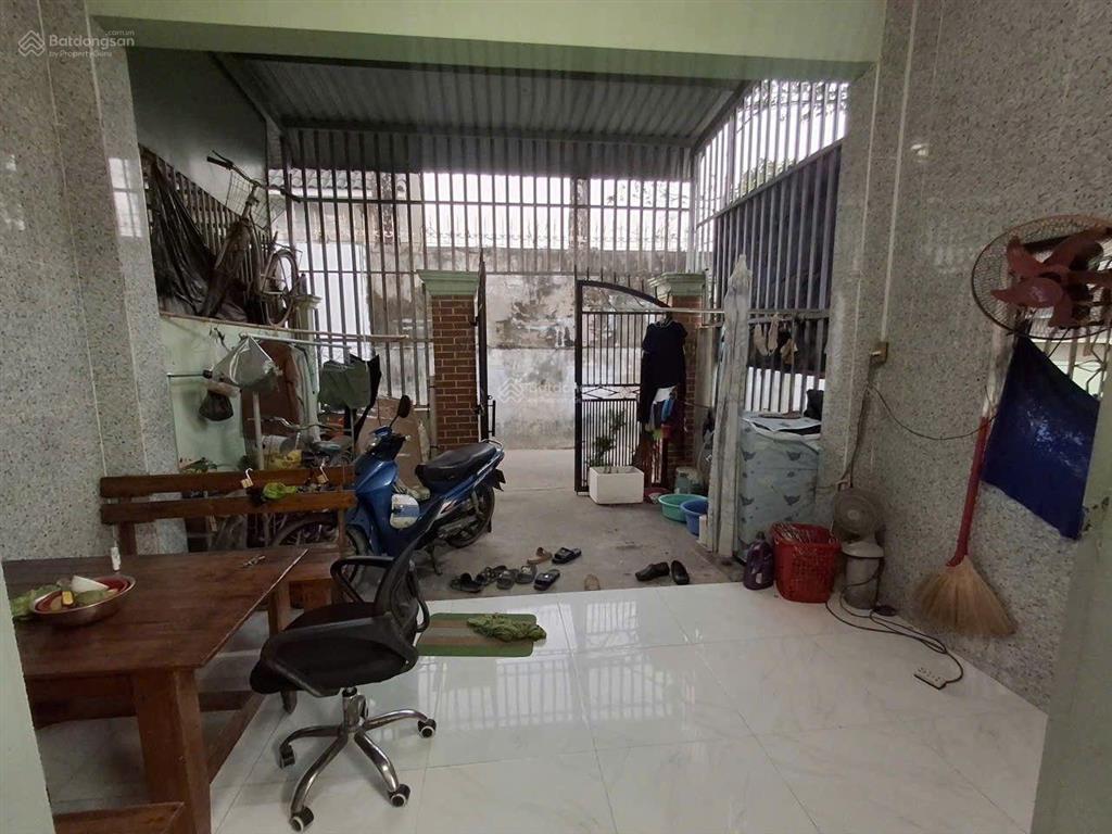 Bán nhà cách lò lu 100m.dt 60m2 hẻm xh thông. giá 3.990 tỷ