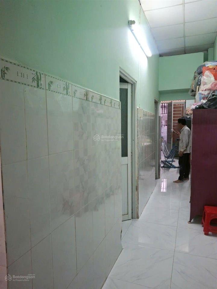 Bán nhà cách lò lu 100m.dt 60m2 hẻm xh thông. giá 3.990 tỷ