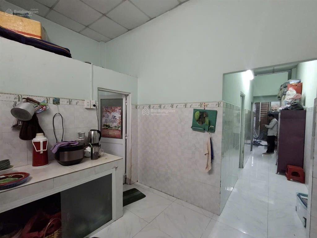 Bán nhà cách lò lu 100m.dt 60m2 hẻm xh thông. giá 3.990 tỷ