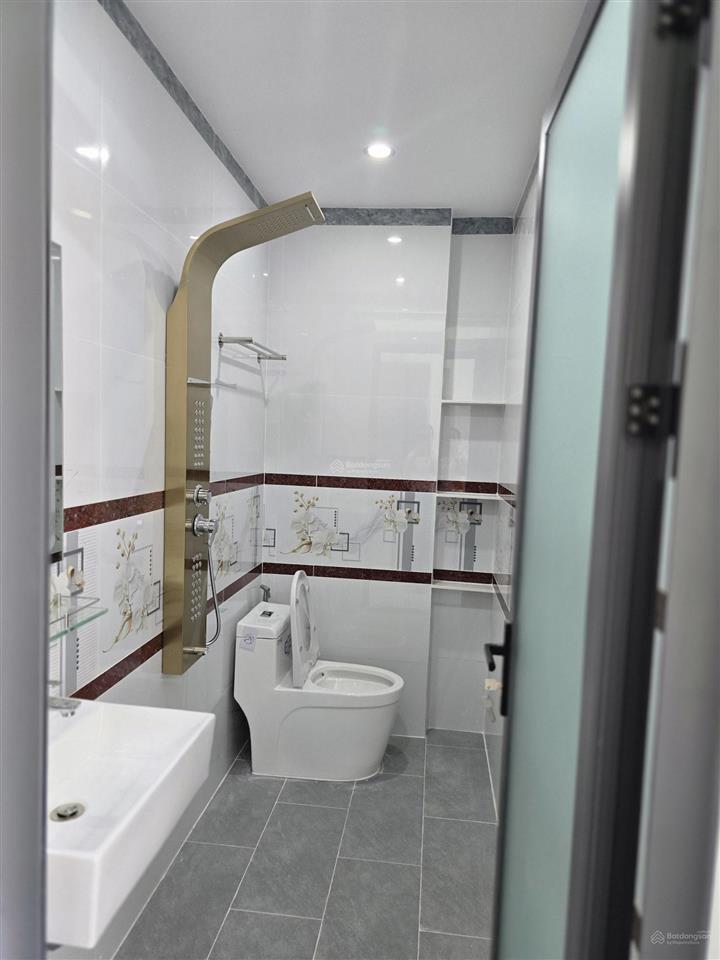 Bán nhà lã xuân oai nguyễn duy trinh 4 tầng hẻm xh thông giá 5.180 tỷ