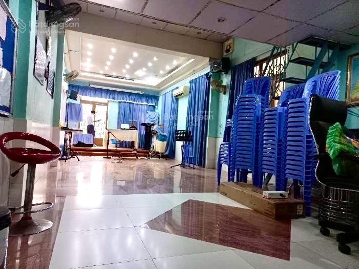 Nhà quận 10 hoà hảo ngang 4,3m dài 12m trệt lững lầu btct hoàn công đủ.
