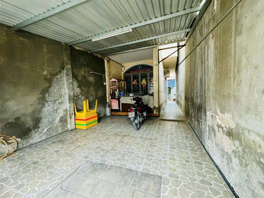Bán 4 căn nhà 153m2 nở hậu đường số 40 linh đông