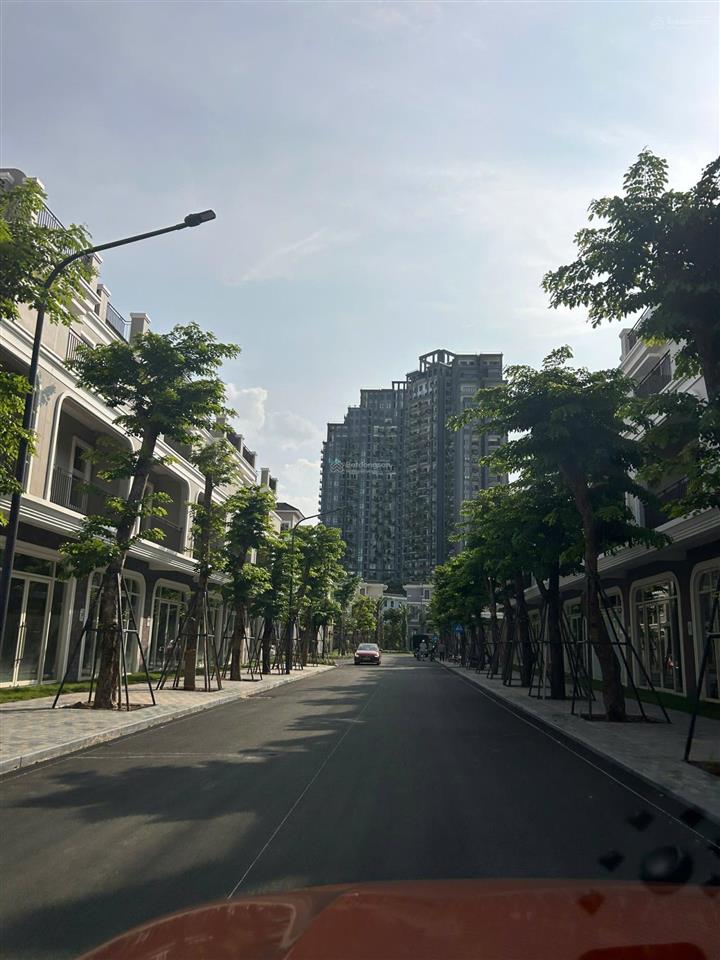 Cắt lỗ sâu căn shophouse gần chung cư, giá cực tốt 88m2 hướng đông nam