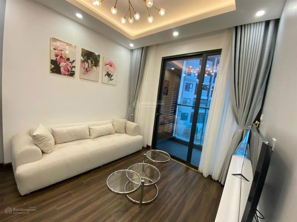 Bán gấp căn 1,5 ngủ hh commerce, full nội thất, giá nhỉnh 2 tỷ bao phí