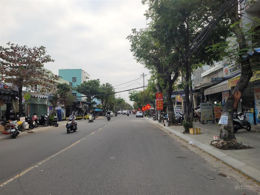 Bán đất nhà phố biển mỹ khê sơn trà đường ô tô khu mân thái, nhiều khách du lịch