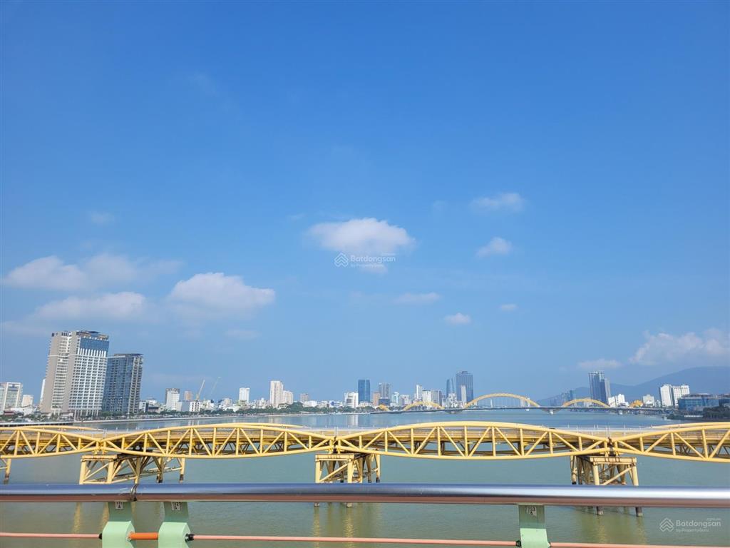 Bán đất nhà phố biển mỹ khê sơn trà đường ô tô khu mân thái, nhiều khách du lịch