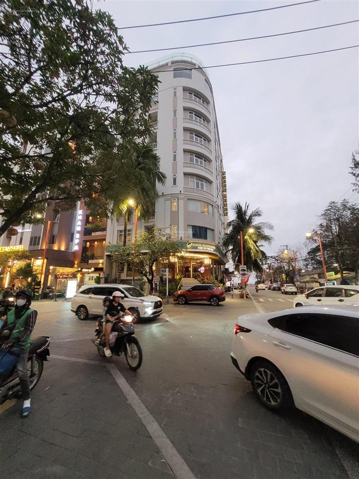 Bán nhà mặt tiền an thượng gần biển mỹ khê phố tây sầm uất, đầu tư tăng giá tốt