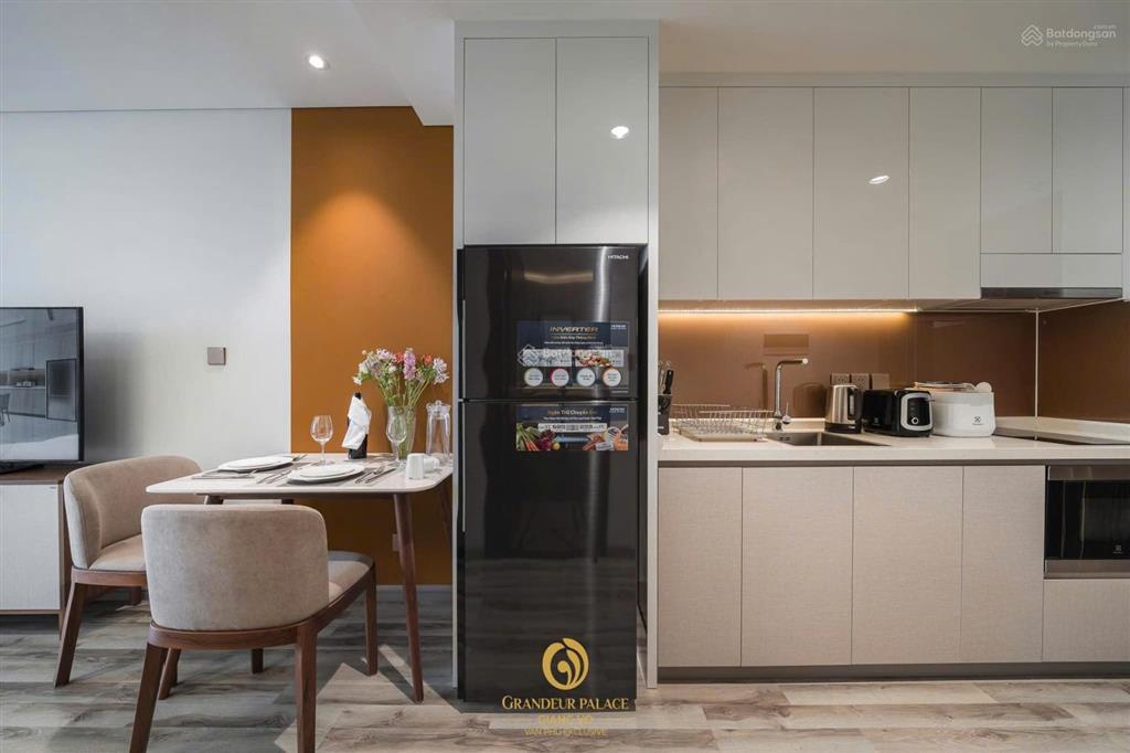 Chủ nhà cần bán gấp căn 1pn  56m2, 1wc tại grandeur 138b giảng võ. 0933 218 ***