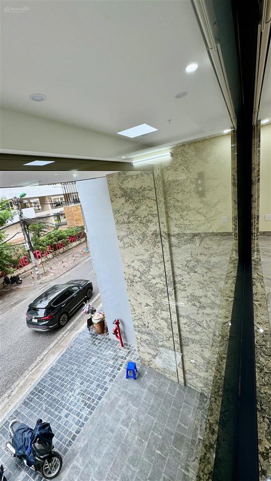 Bán tòa nhà văn phòng mới xây  447 vũ tông phan, thanh xuân, hà nội.  0933 218 ***