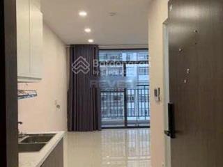 Căn hộ studio central premium q8, 32m2 (có ban công, view đb)