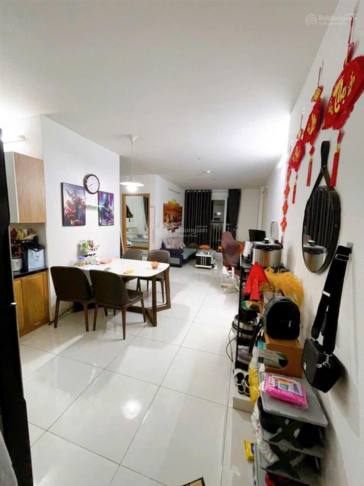 Bán căn hộ tara (68m2 2pn + 2wc), tầng cao vừa ban công đn