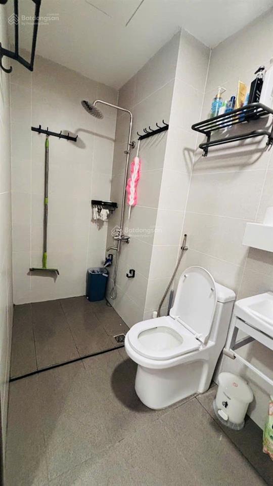Cho thuê officetel 23m2 có ban công full nội thất mới (the pegasuite 2)