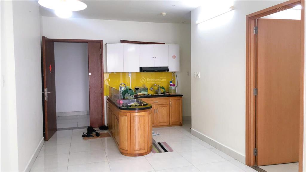 Cho thuê tara 2pn+2wc  nội thất cơ bản không gian rộng  dọn vào ở ngay