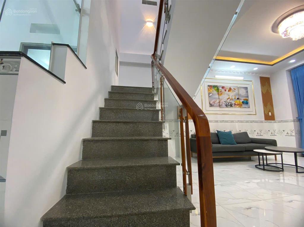 Bán nhà hẻm 2295 đường huỳnh tấn phát  nhà bè. dt 4m6 x 13m, sổ riêng, hỗ trợ vay ngân hàng