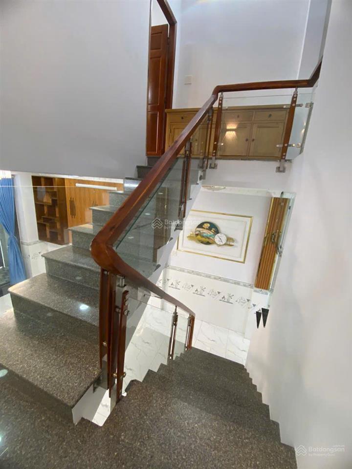 Bán nhà hẻm 2295 đường huỳnh tấn phát  nhà bè. dt 4m6 x 13m, sổ riêng, hỗ trợ vay ngân hàng