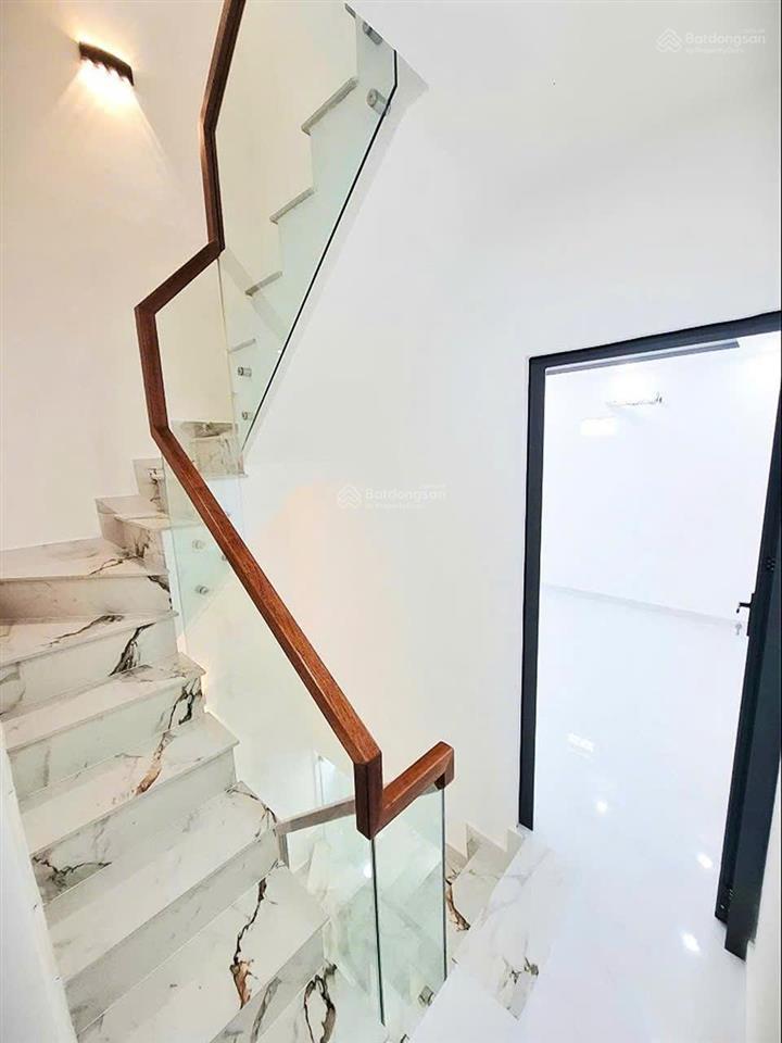 Bán nhà hẻm 2266/ đường huỳnh tấn phát nhà bè.