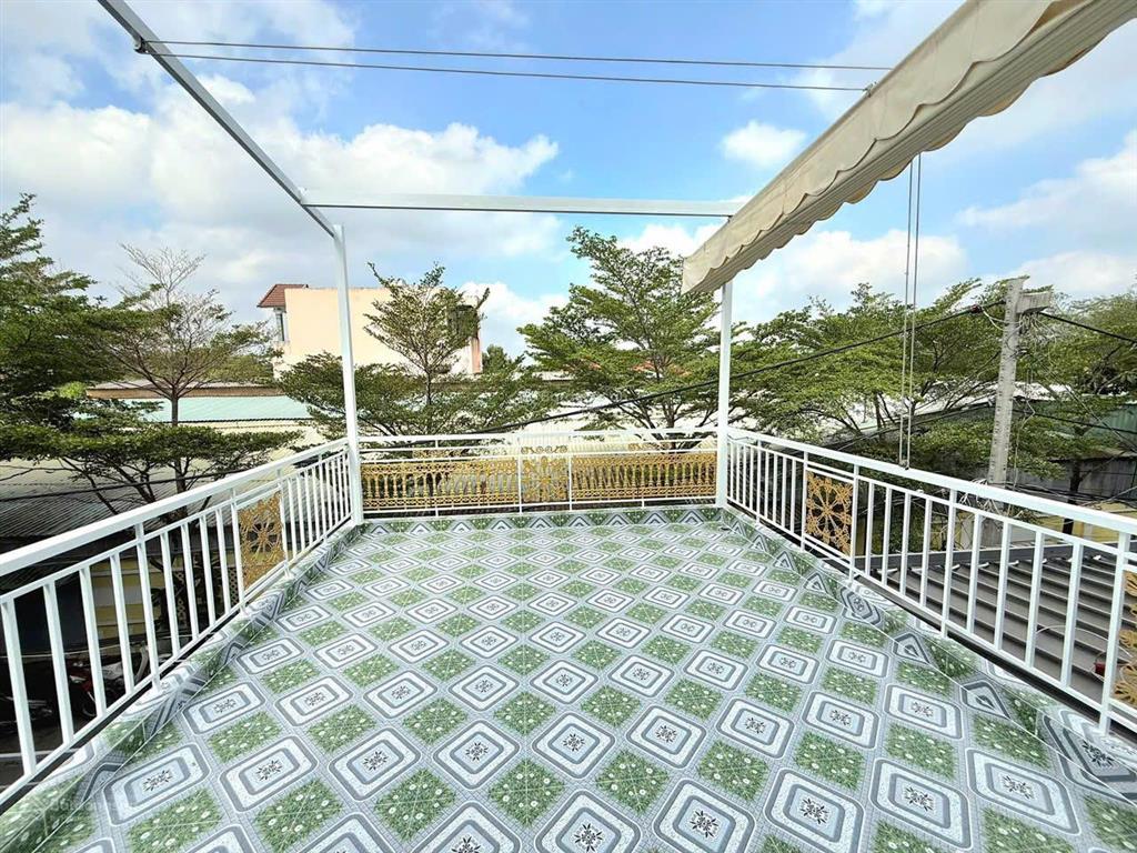 Bán nhà hẻm xe hơi 1806 (hẻm bà cả) cách q7 cây cầu phú xuân cách phú mỹ hưng 5 phút