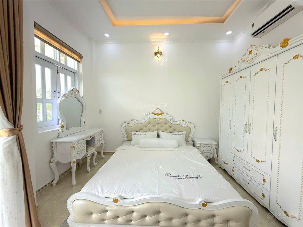 Bán nhà hẻm xe hơi 1806 (hẻm bà cả) cách q7 cây cầu phú xuân cách phú mỹ hưng 5 phút