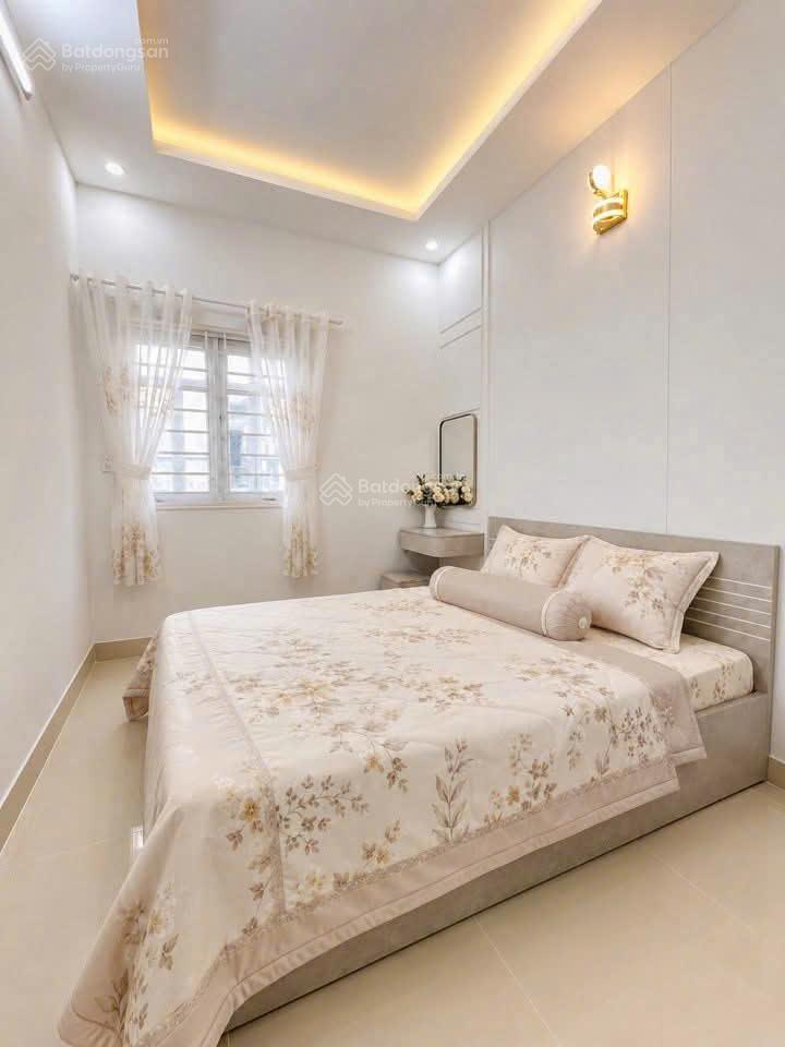 Bán nhà hẻm 3m quay đậu xe thoải mái, đường dương cát lợi  thị trấn nhà bè