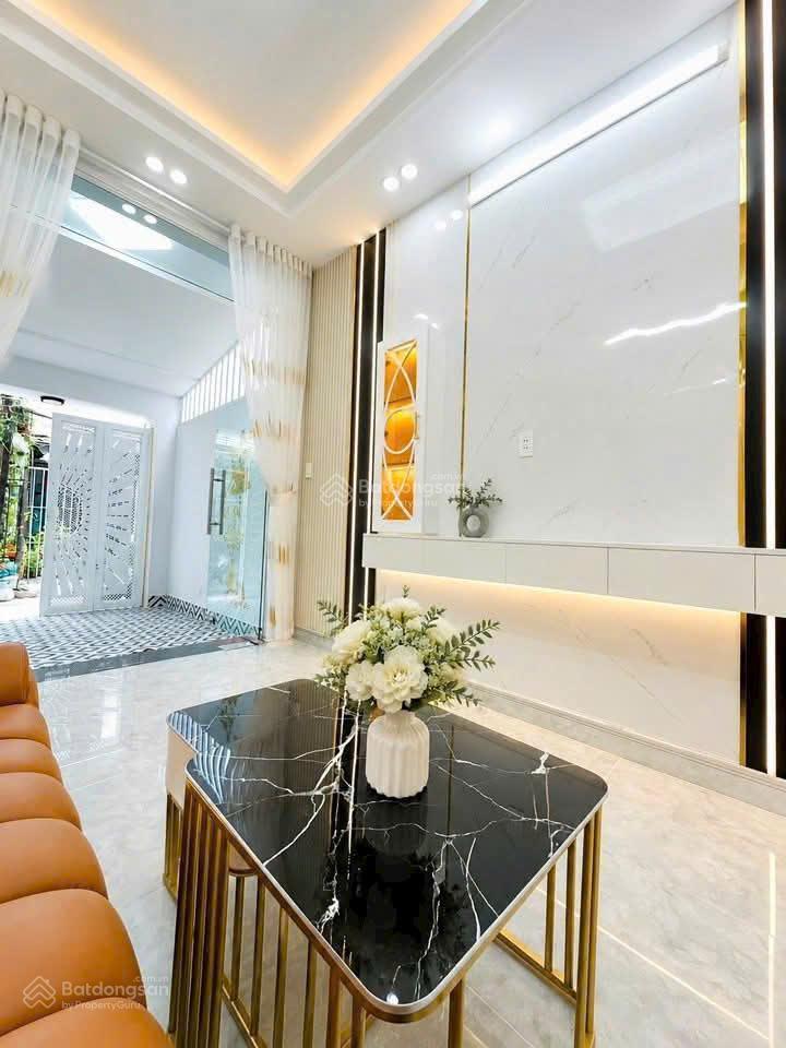 Bán nhà hẻm 3m quay đậu xe thoải mái, đường dương cát lợi  thị trấn nhà bè