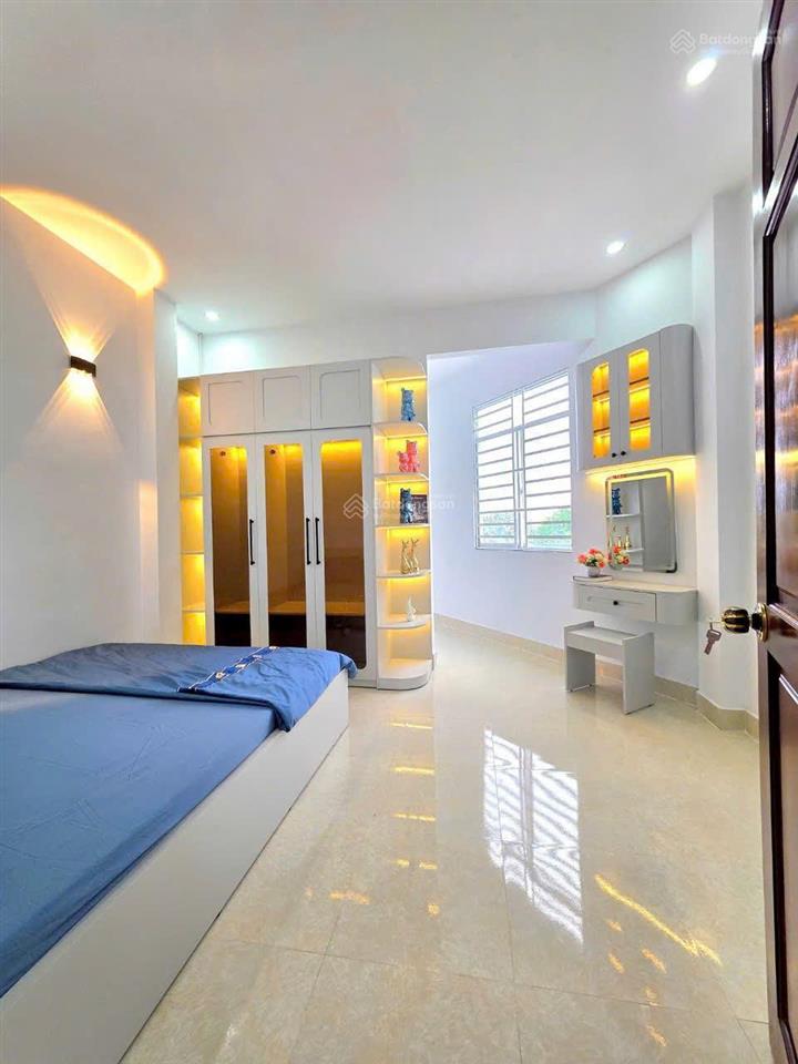 Nhà góc 2 mặt thoáng hẻm 2680 huỳnh tấn phát, hẻm rộng 3.5m