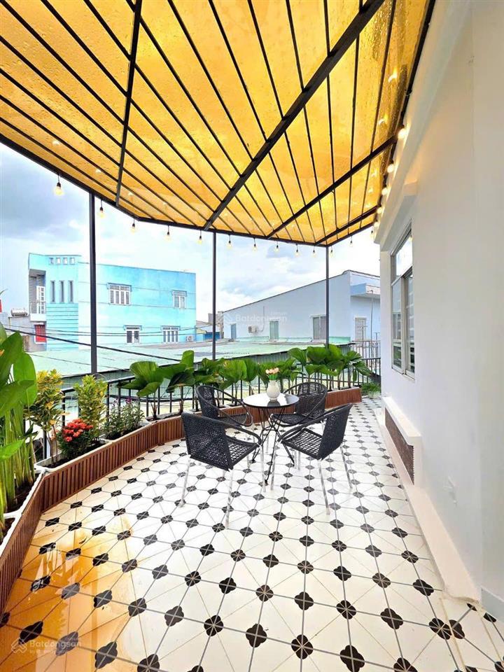 Nhà góc 2 mặt thoáng hẻm 2680 huỳnh tấn phát, hẻm rộng 3.5m