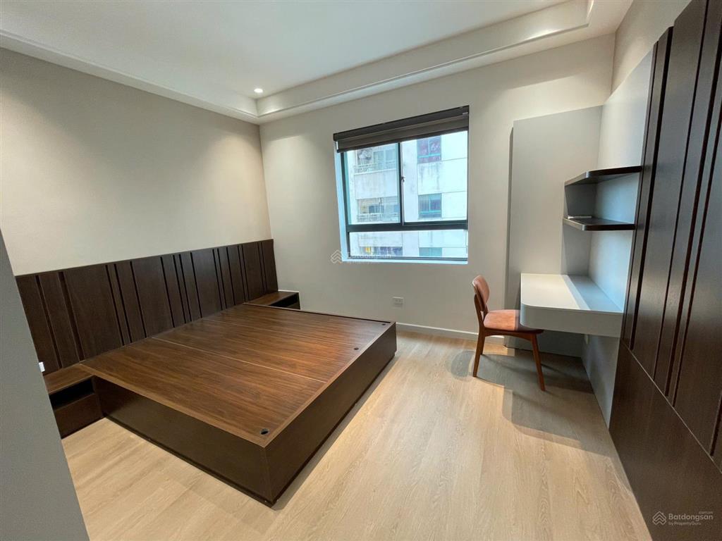 Giá tốt nhất khu vực. tòa 17t 8, hoàng đạo thúy, 121,5m2, 3pn, 2wc, 9.9 tỷ.  0834 487 ***