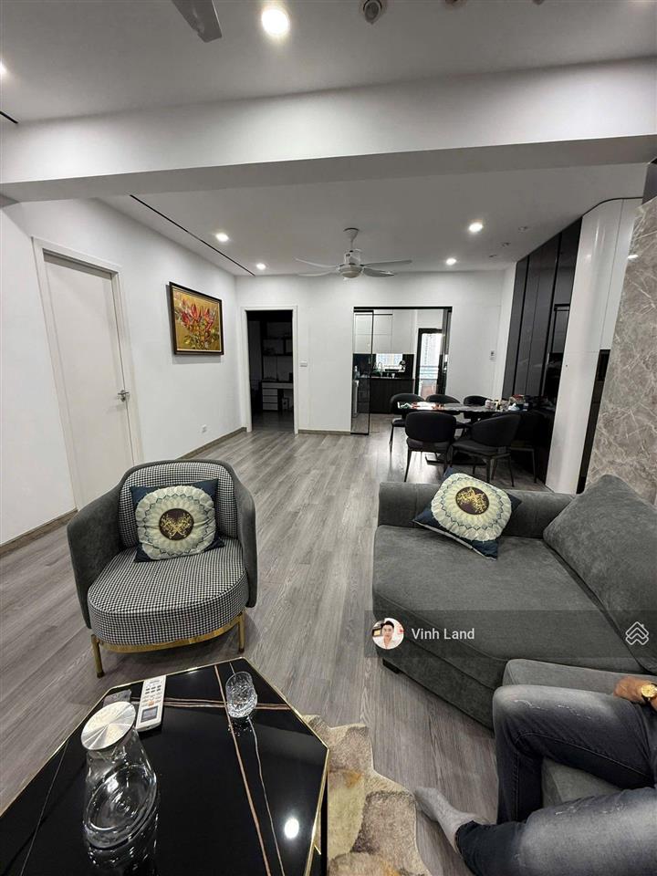 Bán gấp căn hộ chung cư ct44 mễ trì hạ, 115m2, 4pn, 2wc, 8,4 tỷ. full nội thất.  0834 487 ***