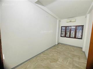Nhà 5tầng trần khát chân ngõ rộng