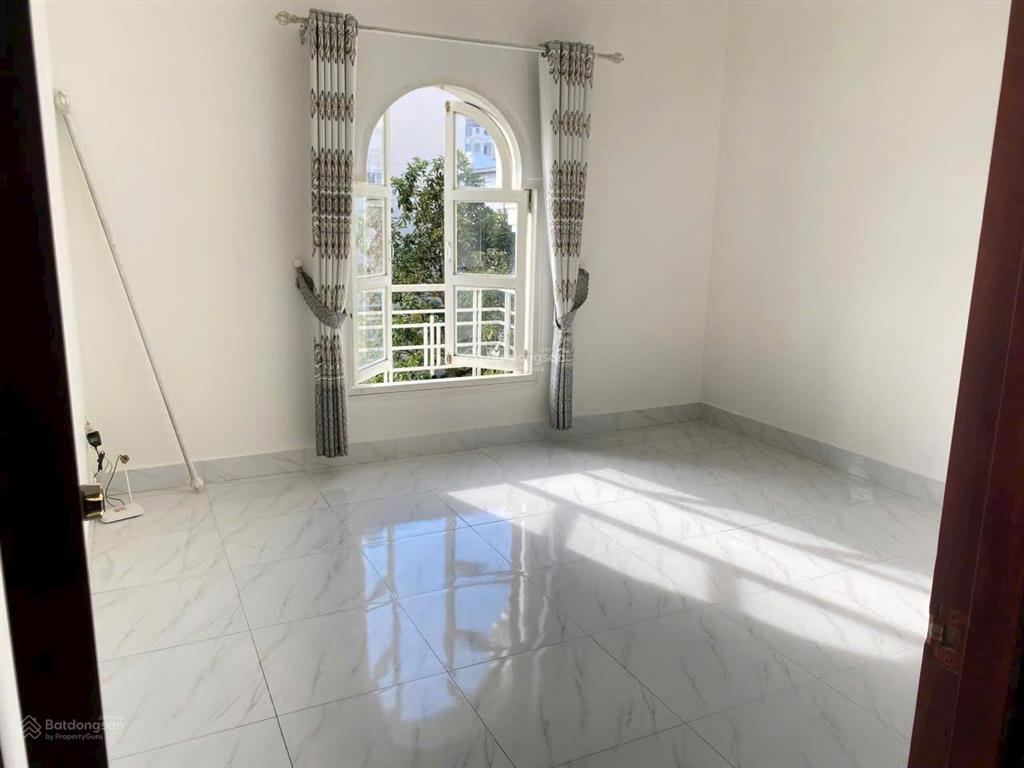 Cho thuê nhà nguyên căn 5 p. ngủ  đường hà huy tập  p. xuân hương (p3)  đà lạt  9 triệu/tháng