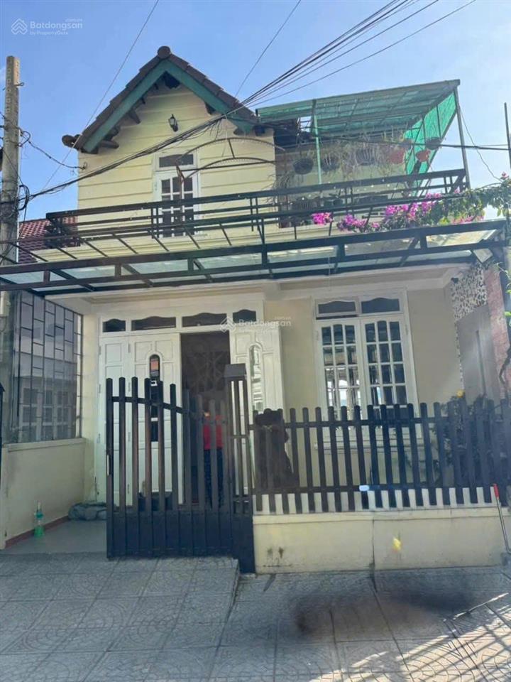 Cho thuê nhà nguyên căn  4p. ngủ  đường phù đổng thiên vương  p. lâm viên  đà lạt  giá 15tr/th