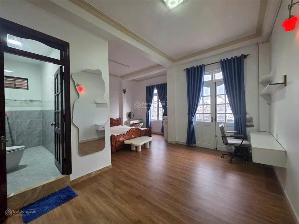 Cho thuê nhà nguyên căn  4p. ngủ  đường phù đổng thiên vương  p. lâm viên  đà lạt  giá 15tr/th