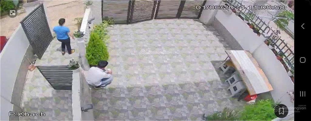 Cho thuê villa nguyên căn  2 phòng ngủ  đầy đủ nội thất  đường nguyễn hữu cảnh  p8  đà lạt