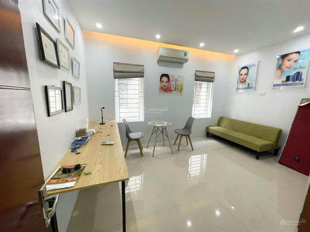 Liền kề  siêu phẩm kđt văn phú  kinh doanh 24h
