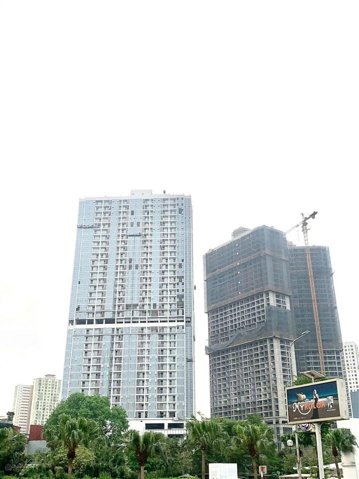 Căn góc kepler tower vip 2 phòng ngủ bc đông nam, full nội thất dt 85m2, giá bán 8,3 tỷ