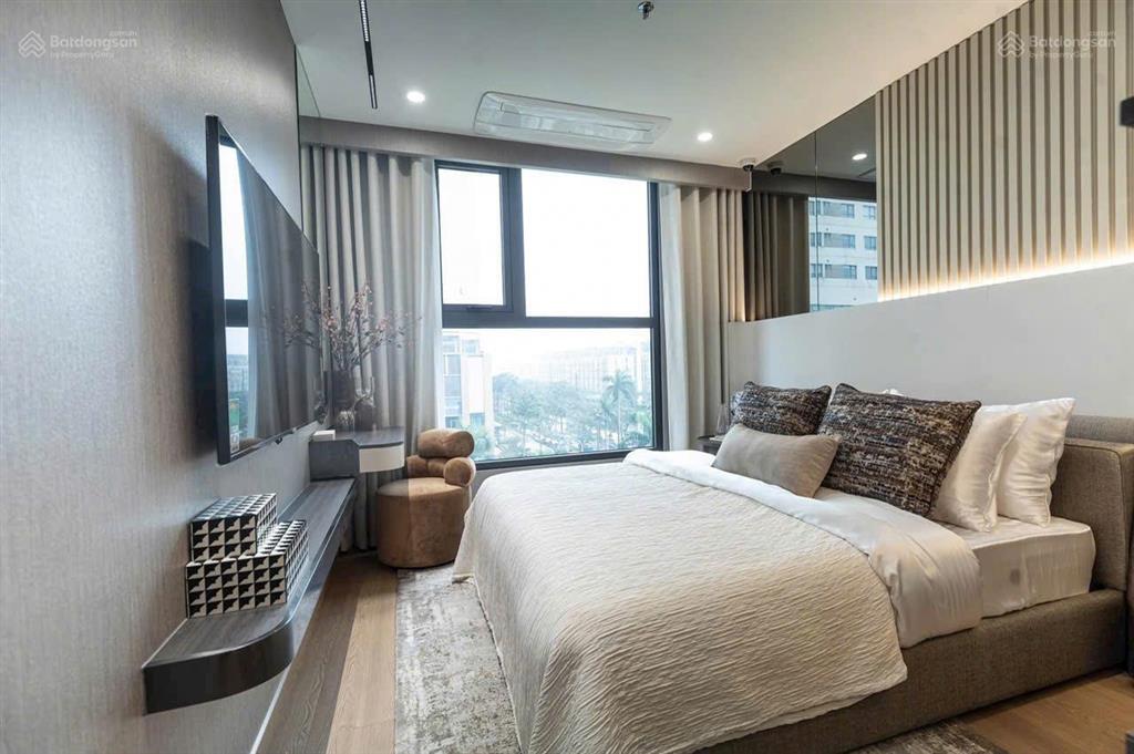 Căn góc kepler tower vip 2 phòng ngủ bc đông nam, full nội thất dt 85m2, giá bán 8,3 tỷ