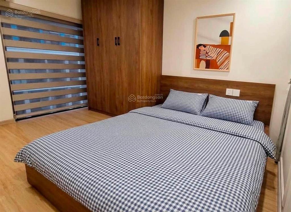 Cho thuê căn hộ duplex 2 phòng ngủ, full nội thất cao cấp, dt 68m2 giá 6 triệu/tháng