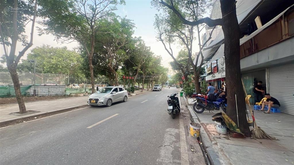 Bán đất tại khu đô thị mới văn phú, lô 4 góc, ô tô vòng quanh, 9 tỷ, 48m2 chủ thiện chí
