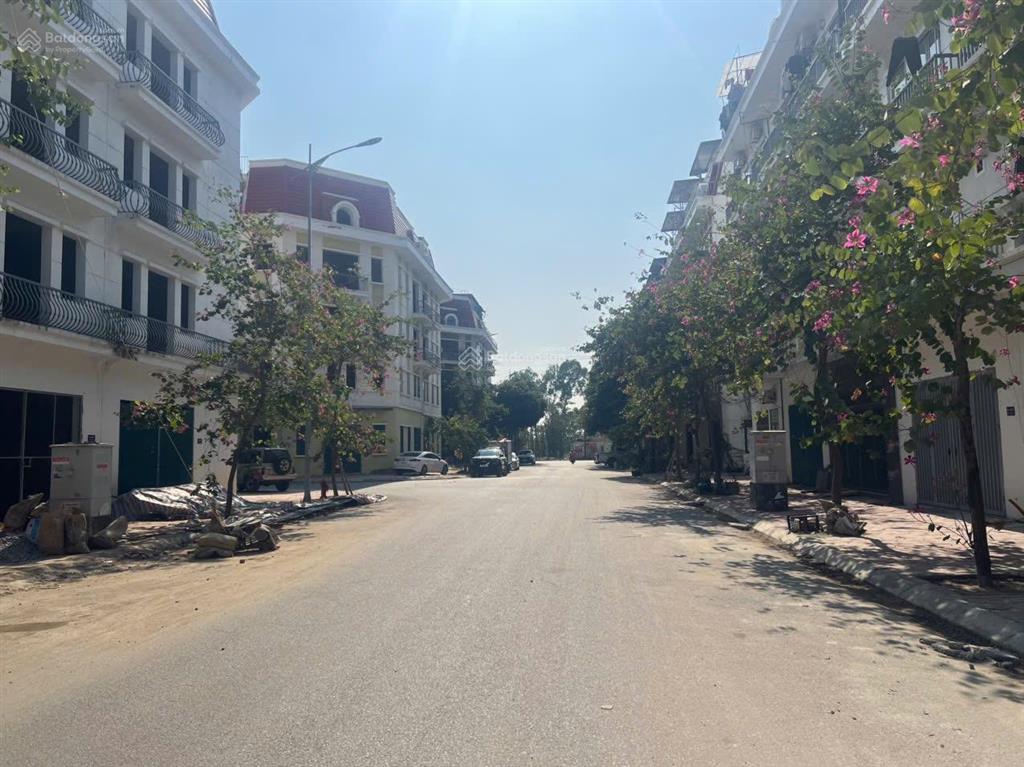 Bán lk phú lương,nhà đẹp,thang máy,chủ thiện chí,nội thất tặng full,gần cv,65m hơn 16 tỷ