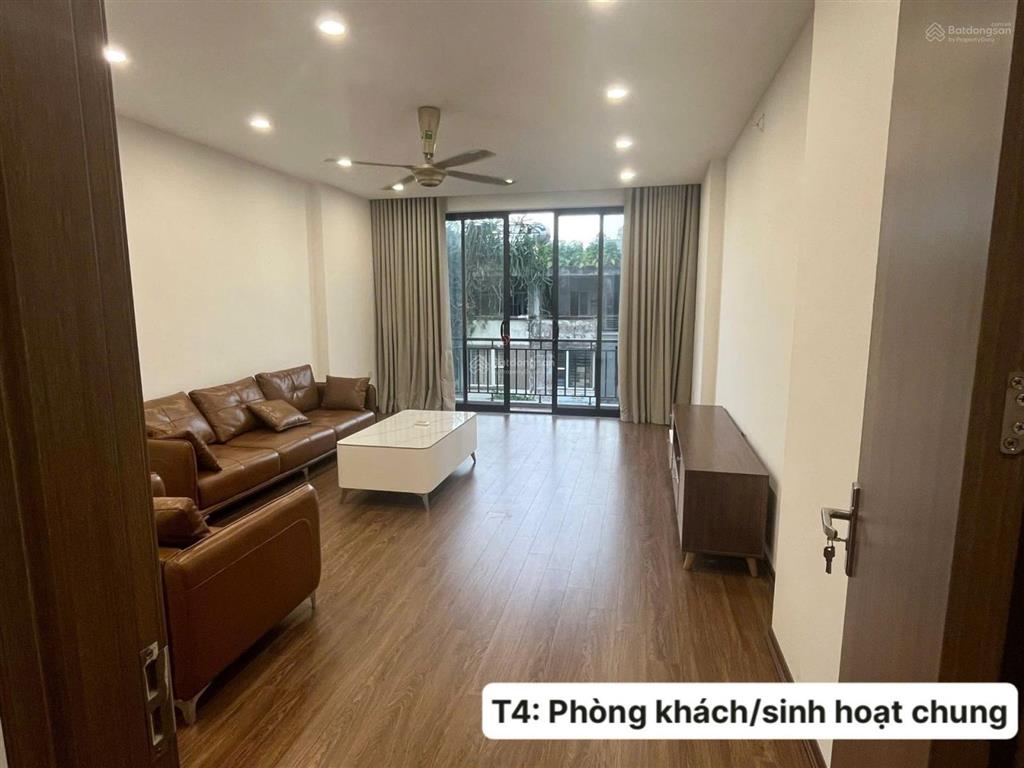 Nhà văn phúlk vipkhu trung tâmsát tháp đồng hồhoàn thiện thang máynội thất nhập khẩu90m20.xt