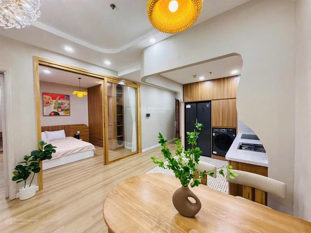 Bán gấp căn hộ 2pn toà t6 bc nam có slot ô tô như ảnh.  0862 228 ***