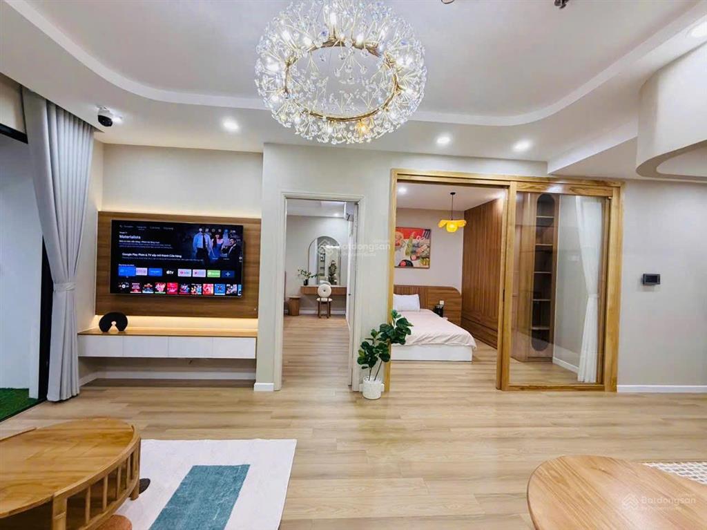 Bán gấp căn hộ 2pn toà t6 bc nam có slot ô tô như ảnh.  0862 228 ***