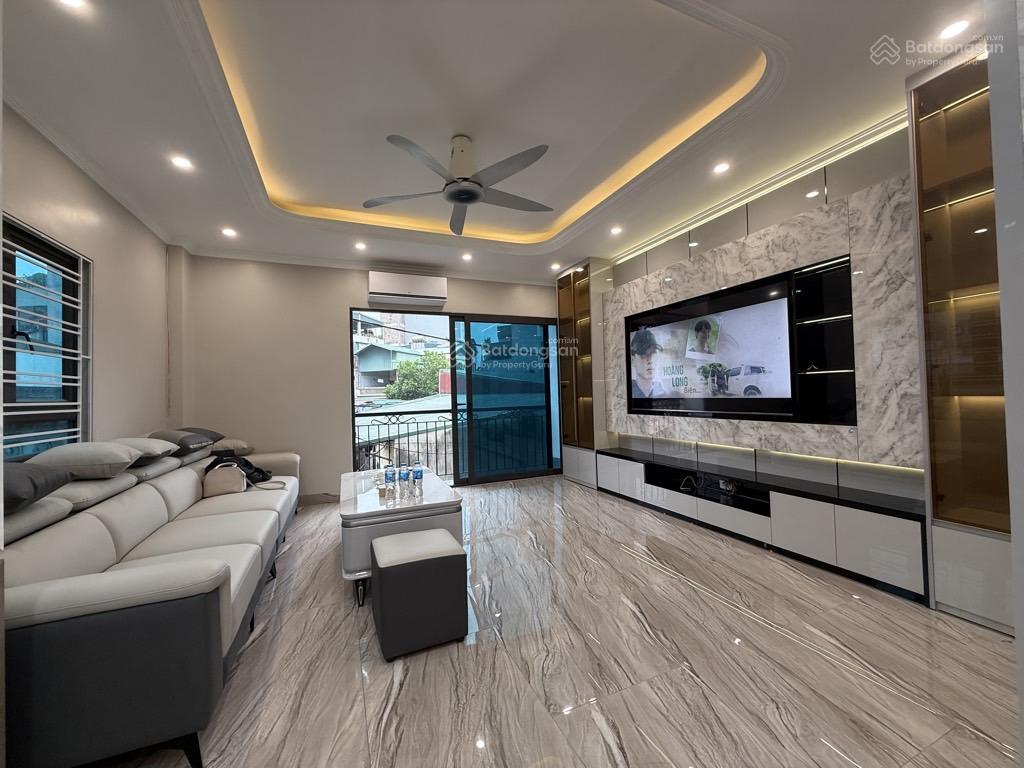 Bán nhà trương định  hoàng mai  42m  6 tầng  thang máy  căn góc 2 thoáng vĩnh viễn  12.2 tỷ